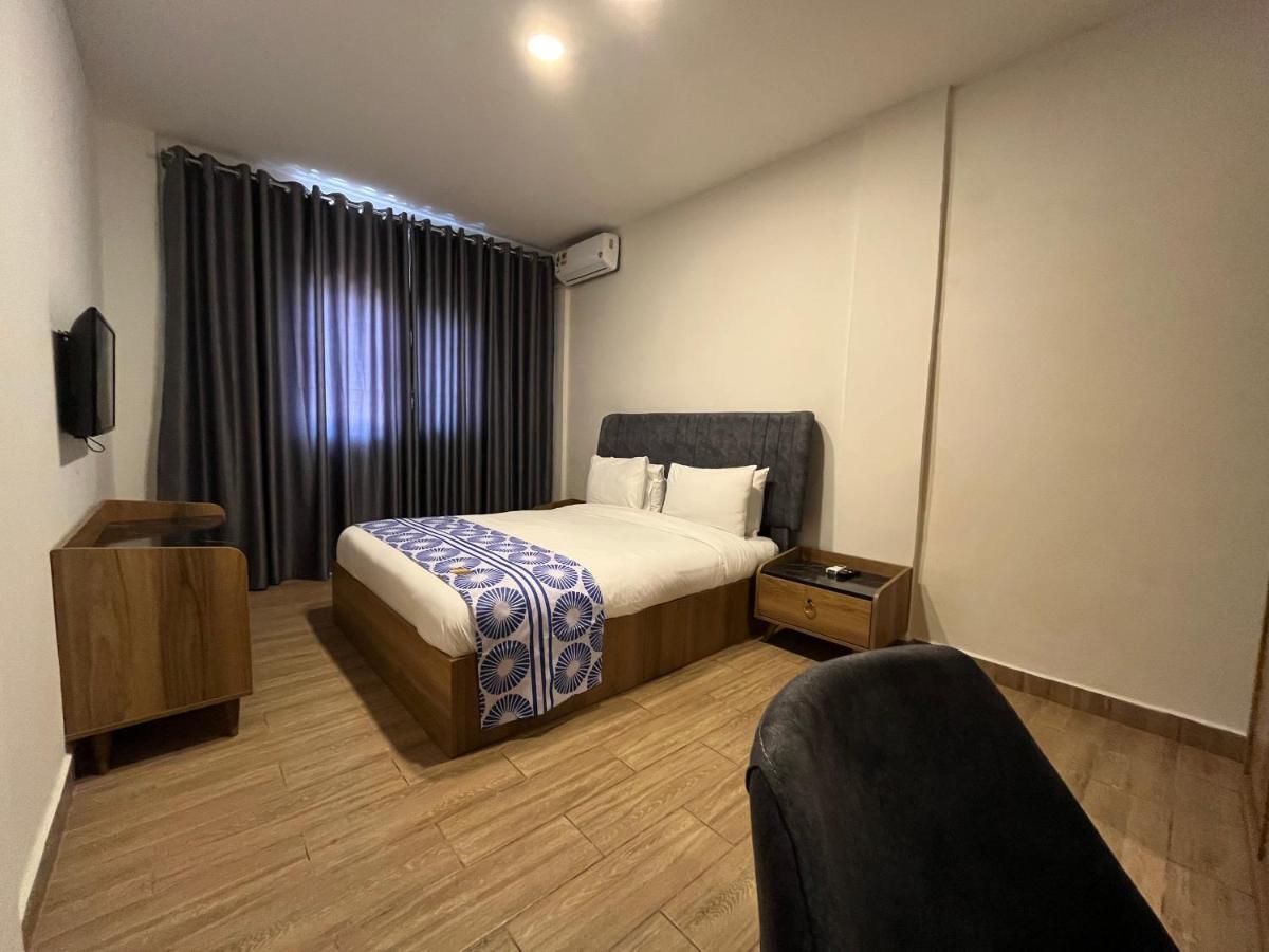 Sierra Palms Resort Freetown Dış mekan fotoğraf